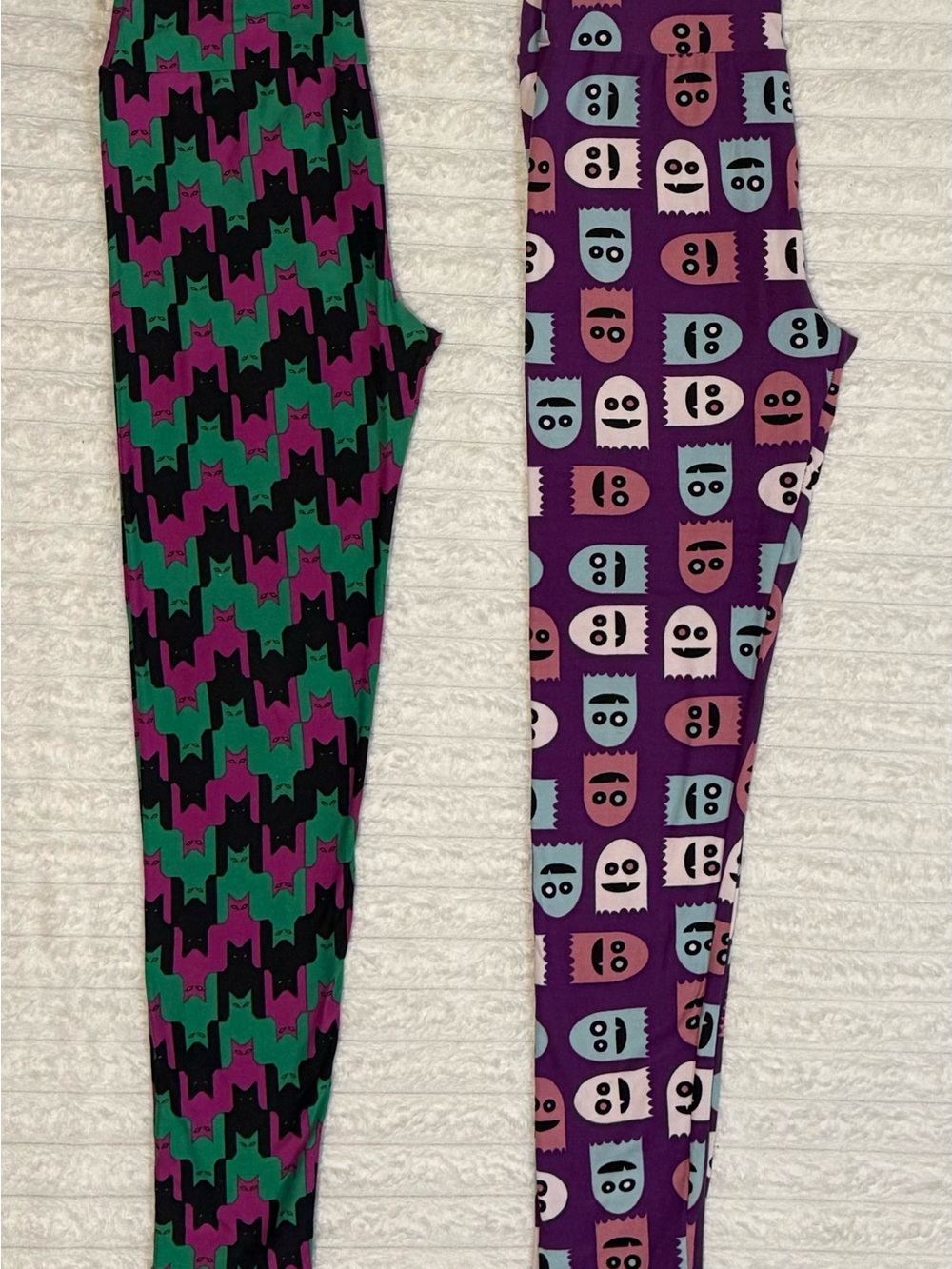 LuLaRoe Halloween Leggings Lot of 2 One Size Bats Ghosts Spooky